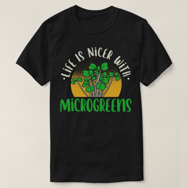 Camiseta Gardening Life With Microgreens (Frente do Design)