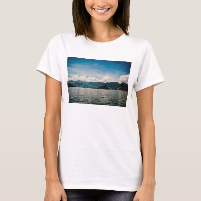 Camiseta Garganta de Sumidero panorâmico (Frente)
