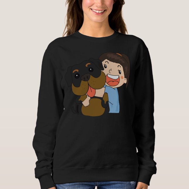 Camiseta Garota Abrindo Um Rottweiler (Frente)