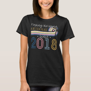 Camiseta Garota De 4 Anos Fazer O Mundo Melhor Desde