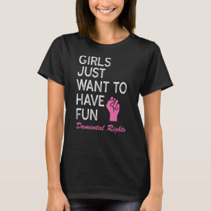 Camiseta Garota de Citação Só Quer Se Divertir