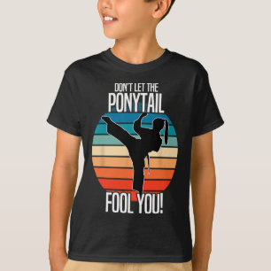 Camiseta Garota de Karatê - Não Deixe o Rabo de Cavalo Enga