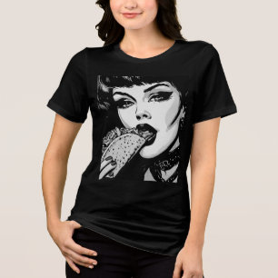 Camiseta Garota Gótica dos Anos 50 em BW com Estilo Gráfico