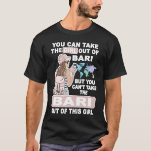 Camiseta Garota legal de Bari City contorcida