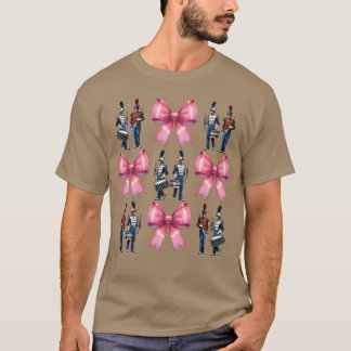 Camiseta Garota musicista da banda marcial com laço coquete