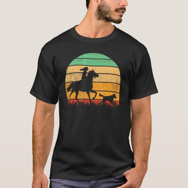 Camiseta Garota Retro Com Cachorros E CavaloCavalgadaCavalo (Frente)