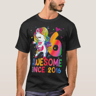 Camiseta Garotas de 6 anos doem adolescentes bebendo Unicor