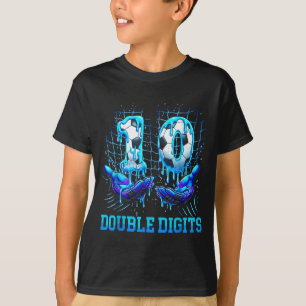 Camiseta Garoto de 10 anos fazendo aniversário de dois dígi