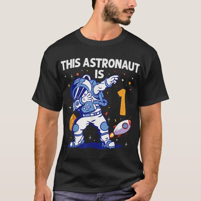 Camiseta Garoto primeiro aniversario do Planeta Espacial do (Frente)