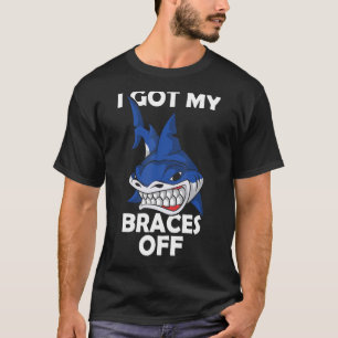 Camiseta Garra De Tubarão Dental Eu Tirei Meus Braços De Ra