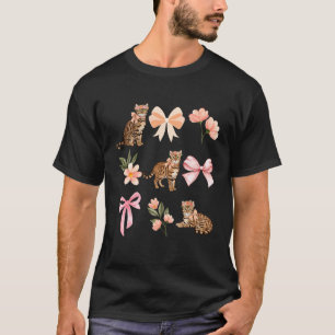 Camiseta Gata Bengal Coquette Toile Antigo Laço Padrão Rosa