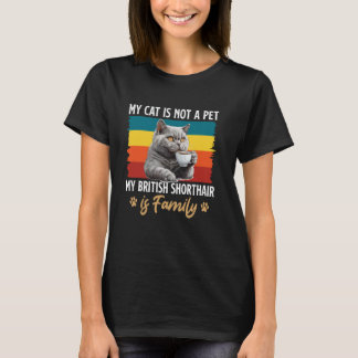 Camiseta Gata Mamãe MEU GATO NÃO É UM ANIMAL DE ESTIMAÇÃO B