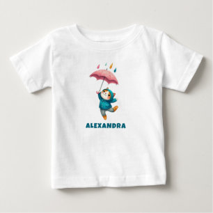 Camiseta Gatinho bonitinho com guarda-chuva dançando na chu
