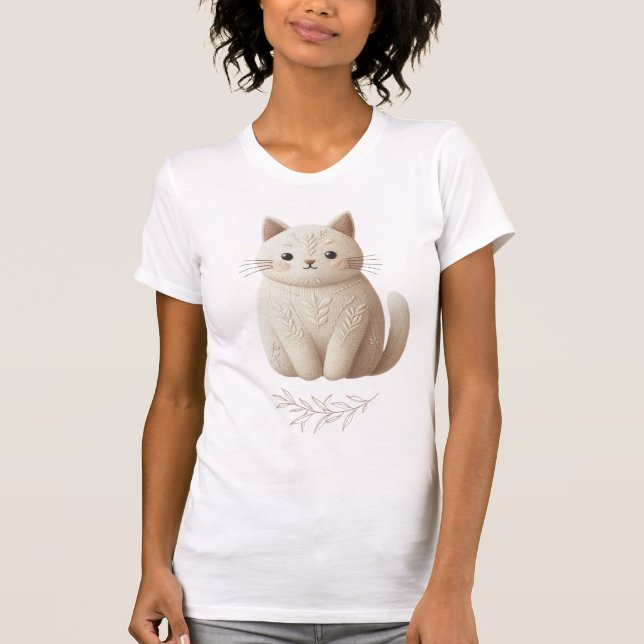 Camiseta Gatinho Bordado bege com Detalhe de Folha com Títu (Frente)
