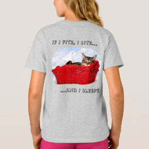Camiseta Gatinho De Cinza Dormindo Em Vermelho