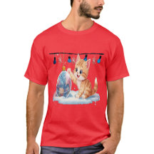 Gatinho de Natal Fofo Brincando com Enfeite