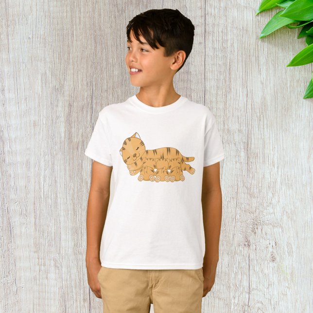 Camiseta Gato Adormecido com Gatinhos Mamando (Criador carregado)