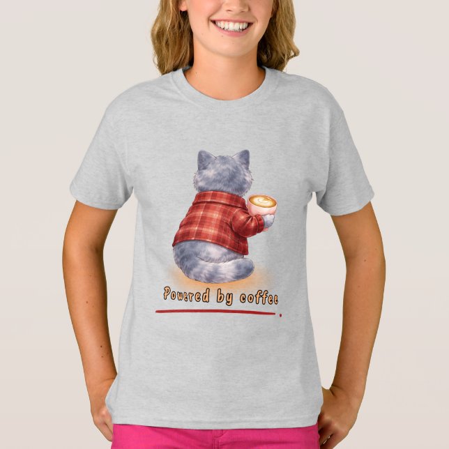 Camiseta Gato "Alimentado por Café" Segurando Uma Xícara de (Frente)