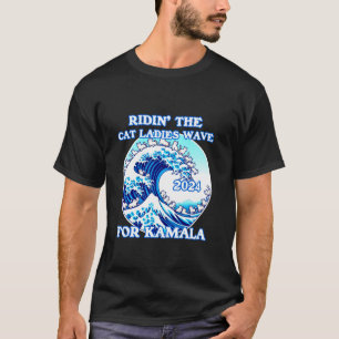 Camiseta Gato Andando Mulher Azul Onda Para Kamala Harris P