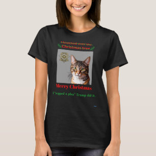 Camiseta Gato Bata Sobre A Árvore De Natal