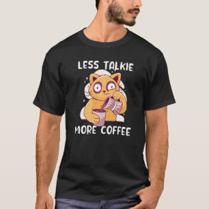 Camiseta Gato Bebendo Café Menos Falante Mais Gatos Café
