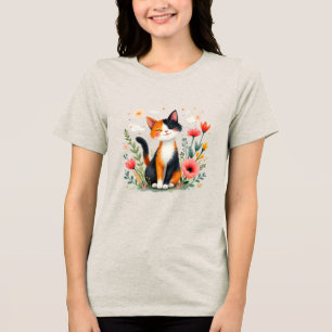Camiseta Gato Calico Sorridente no Jardim Florido