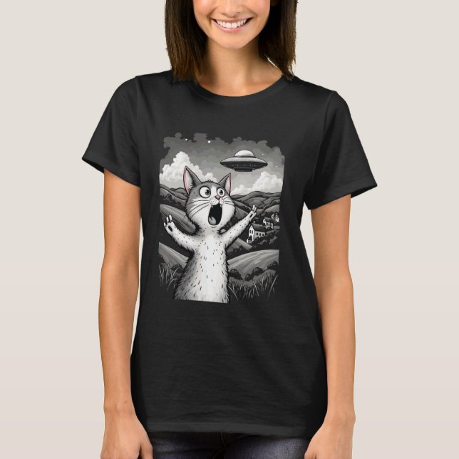Camiseta Gato Caprichoso OVNI (Frente)