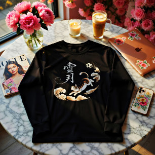 Camiseta Gato de Futebol Caprichoso - Divertido e Elegante 