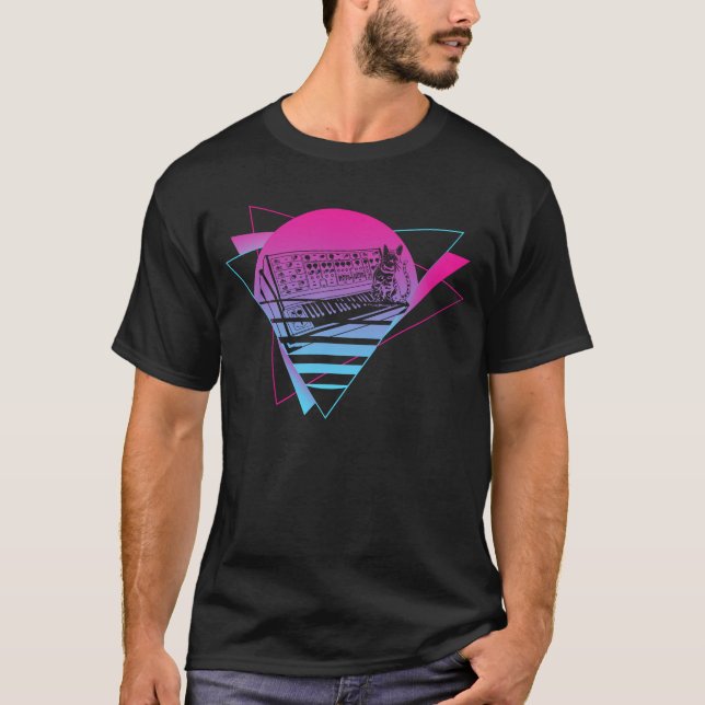 Camiseta Gato do Techno do Vaporwave Analógico do Sintetiza (Frente)