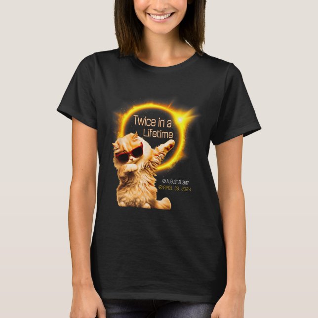 Camiseta Gato Duas Vezes Em Eclipse Solar Da Vida Abril 04. (Frente)