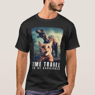 Camiseta Gato e Rex Viagem no Tempo Pode Ser Perigoso Gato