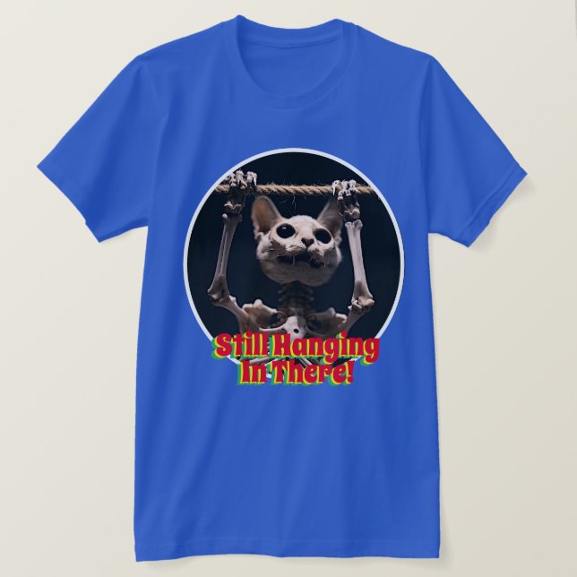 Camiseta Gato engraçado ainda se segurando (Frente do Design)