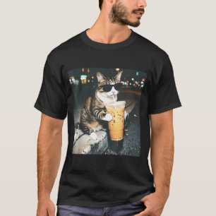 Camiseta Gato engraçado bebendo café gelado amante de gato 
