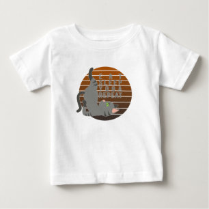 Camiseta Gato engraçado e fofo fazendo ioga. design engraça