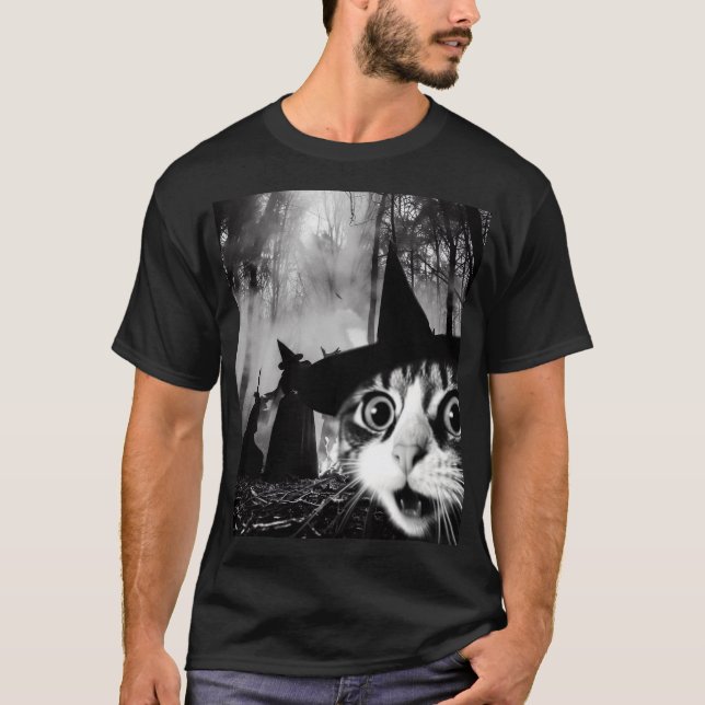 Camiseta Gato Engraçado Halloween Selfie Gato e Bruxas (Frente)