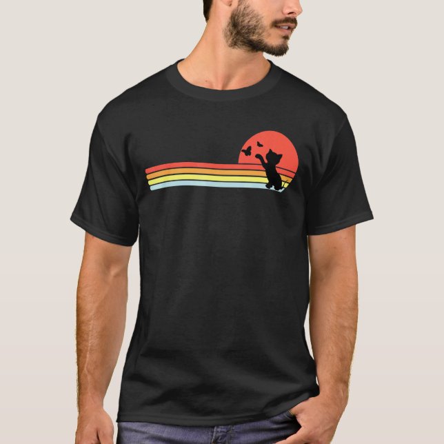 Camiseta Gato Fofo Brincando Com Borboleta Estilo Retro (Frente)
