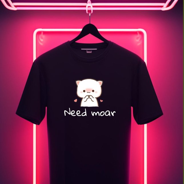 Camiseta Gato Mochi Fofo – 'Preciso de Mais' (Criador carregado)