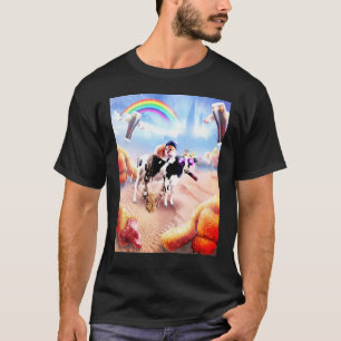 Camiseta Gato Montado em Vaca Com Nuggets de Frango E Cola