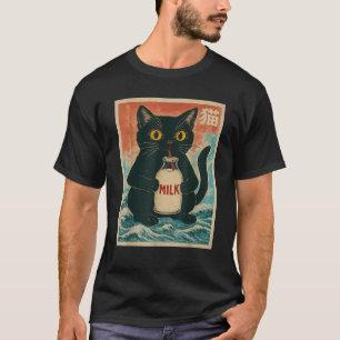 Camiseta Gato Negro Beba Leite Carton Anime Japonês Engraça
