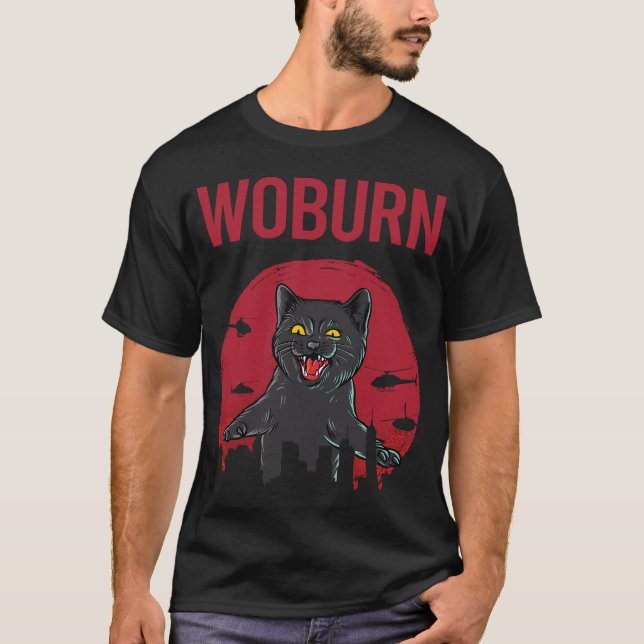 Camiseta Gato Negro Engraçado Woburn (Frente)