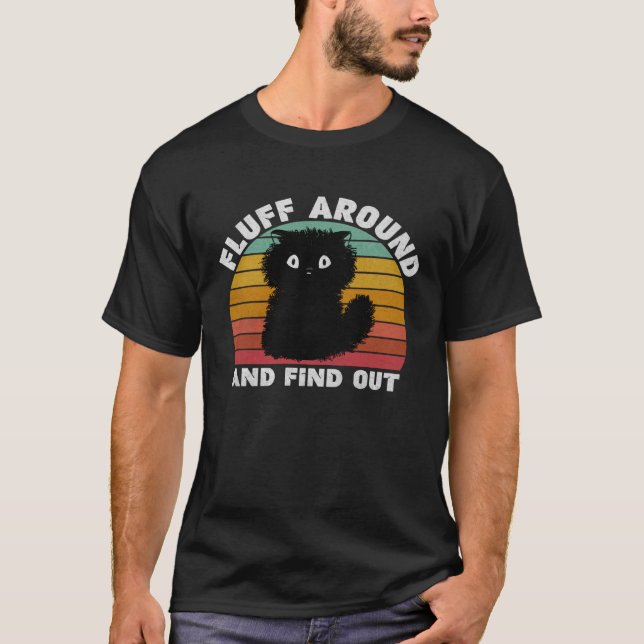 Camiseta Gato Negro Espalhando E Descobrindo Crianças Mulhe (Frente)