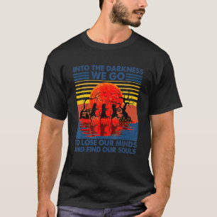 Camiseta Gato Negro Na Escuridão Vamos Ao Perder Halloween