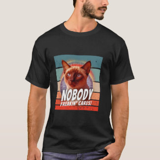 Camiseta Gato olhar penetrante atitude rosto intenso humorí