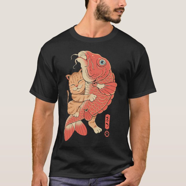 Camiseta Gato Pegando Carpa (Frente)