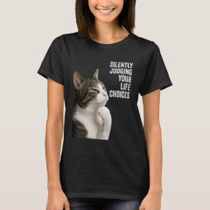 Camiseta Gato Pensativo Engraçado - Julgando Silenciosament