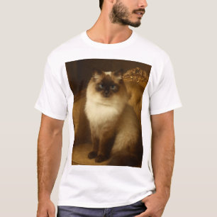 Camiseta Gato Persa Elegante no sofá do Rico