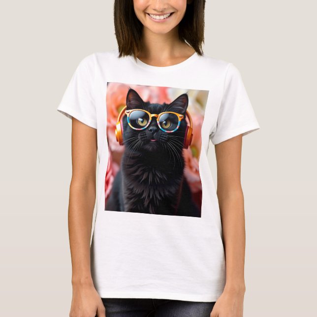 Camiseta Gato preto bonito com óculos e fones de ouvido (Frente)