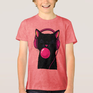 Camiseta Gato Preto com Fone Rosa – Minimalista Divertida