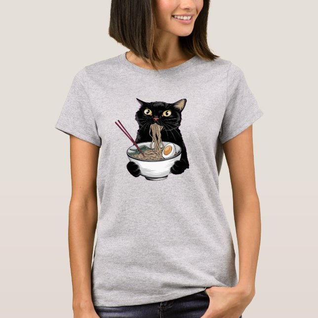 Camiseta Gato Preto Comendo Ramen (Frente)