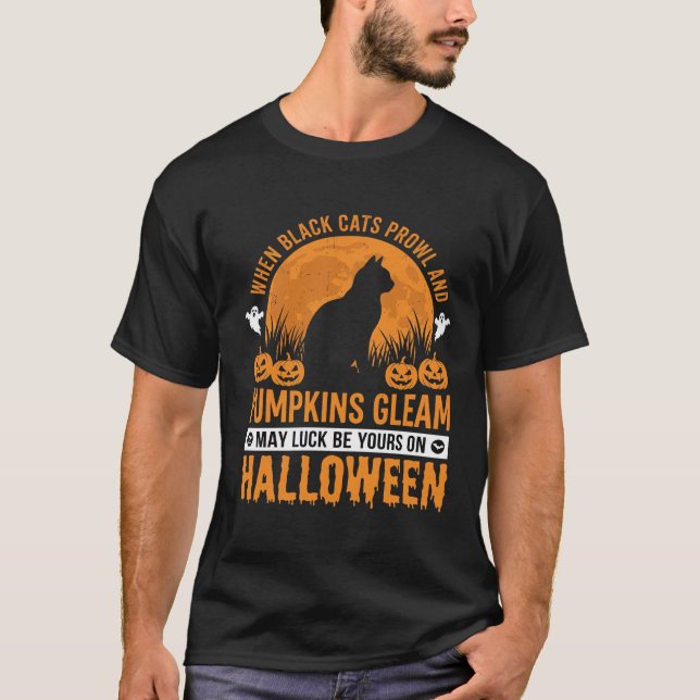 Camiseta Gato Preto de Halloween Desenho de Abóbora Lua_1 (Frente)